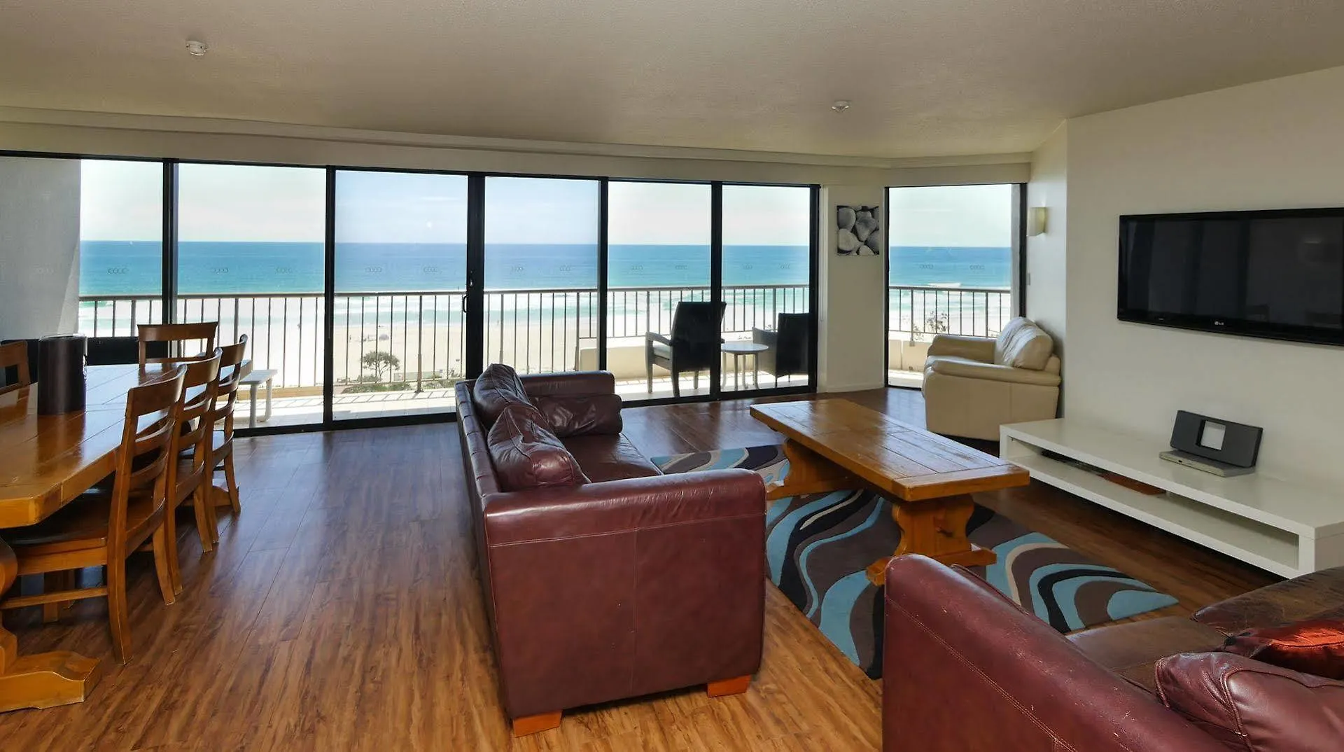 The Rocks Resort - Official Gold Coast Aparthotel